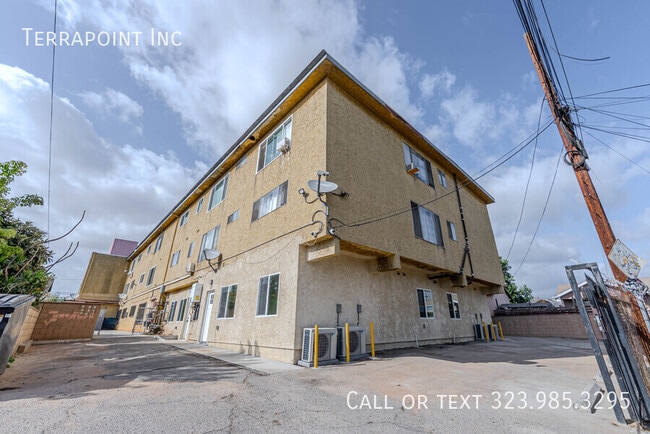 Building Photo - 456 S Breed St