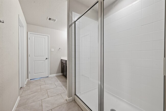 Building Photo - 3015 Lightles Manor Ct