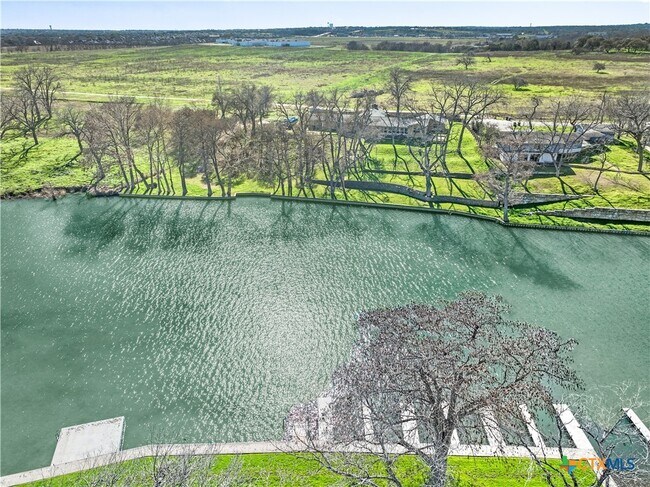 Building Photo - 1131 River Rock