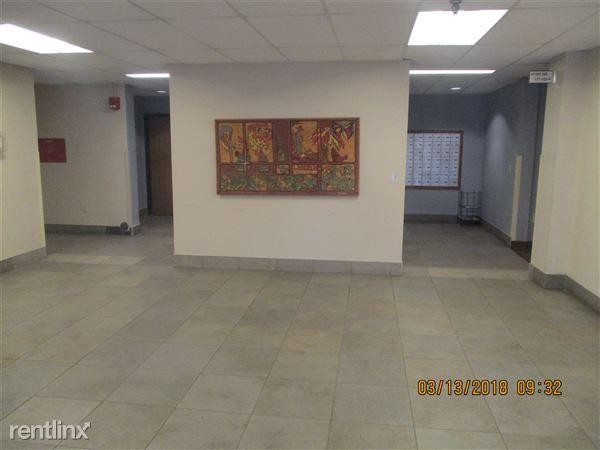 Building Photo - 1 bedroom in Detroit MI 48235