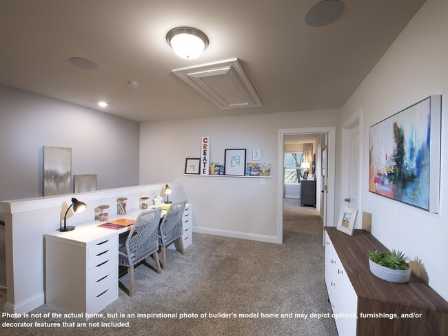 Building Photo - Townhome in West End Station is waiting fo...
