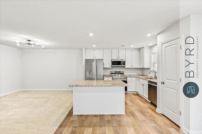 Building Photo - 3380 Dewsberry Ln
