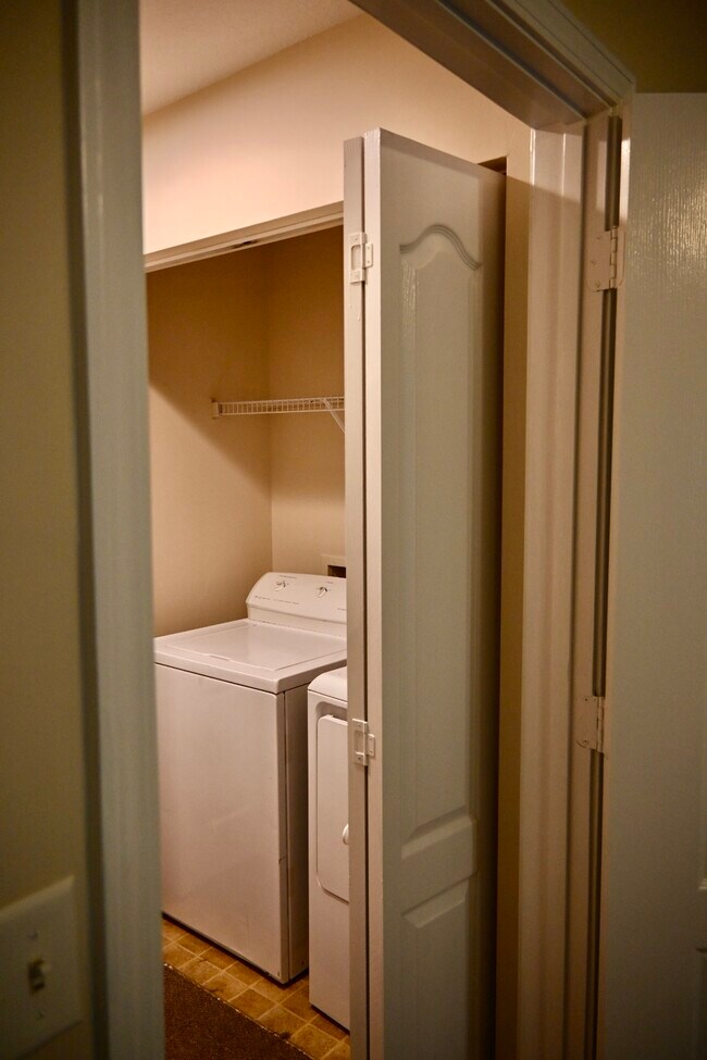 laundry - 1300 Park West Blvd