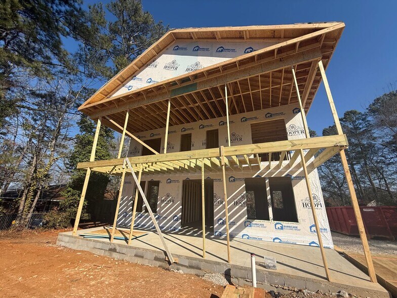 Building Photo - 566 Hudson Terrace