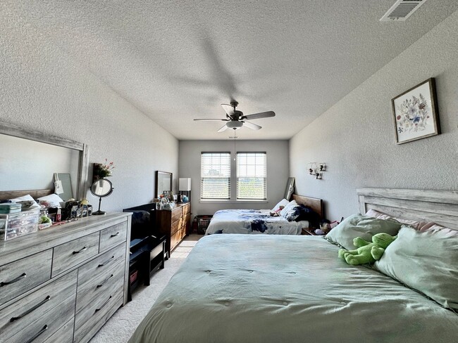 Building Photo - First Time Rental - Ready July 30th! 4 Bedrooms PLUS Loft! Great Views! Dog Park - Stocked Fishin...