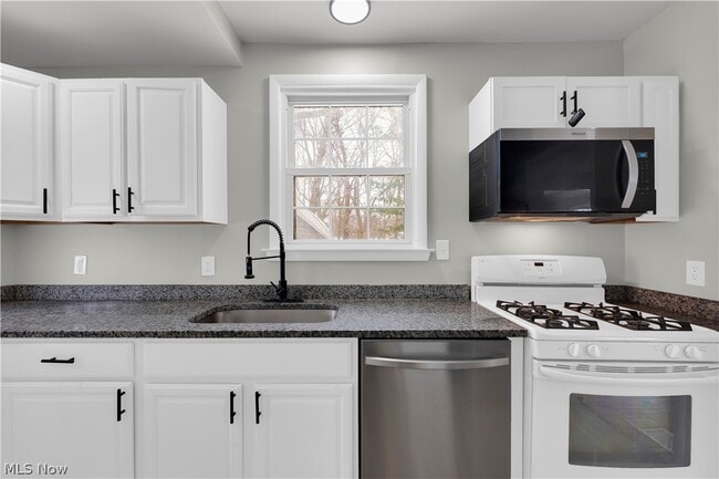 Building Photo - 3603 Randolph Rd