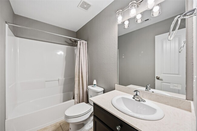 Building Photo - 21615 Cavallo Ln