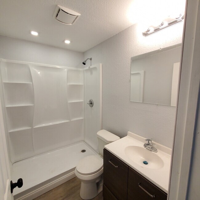 Building Photo - 1735 25th St S