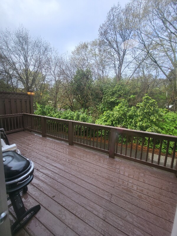 Building Photo - 607 Pecan Knoll Dr