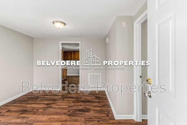 Building Photo - 110 S Raleigh St