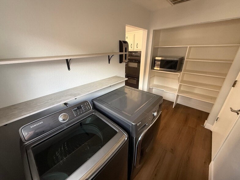 Building Photo - 3654 Koskela Dr