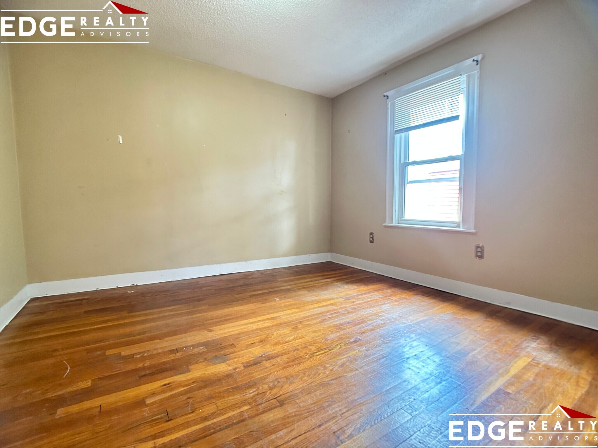 Building Photo - 82 Beechcroft St