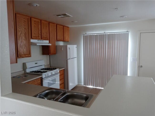 Building Photo - 3123 Inlet Bay Ave