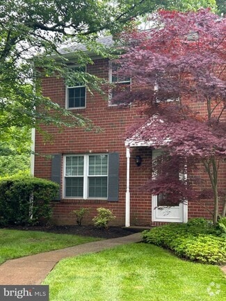 Building Photo - 31 Abelia Ct