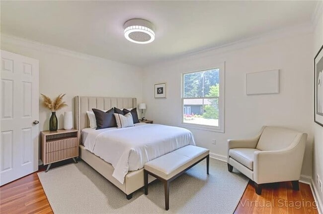 Building Photo - 3946 Green Oak Dr