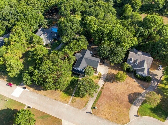 Building Photo - 7030 Pecan Creek Cir