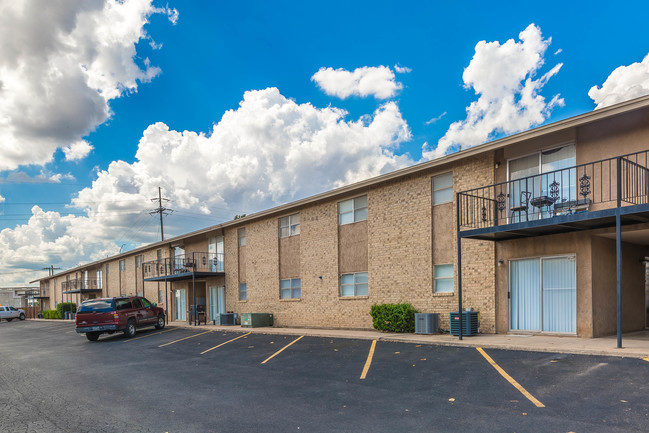 Monterra Apartments - San Angelo, TX | Apartment Finder