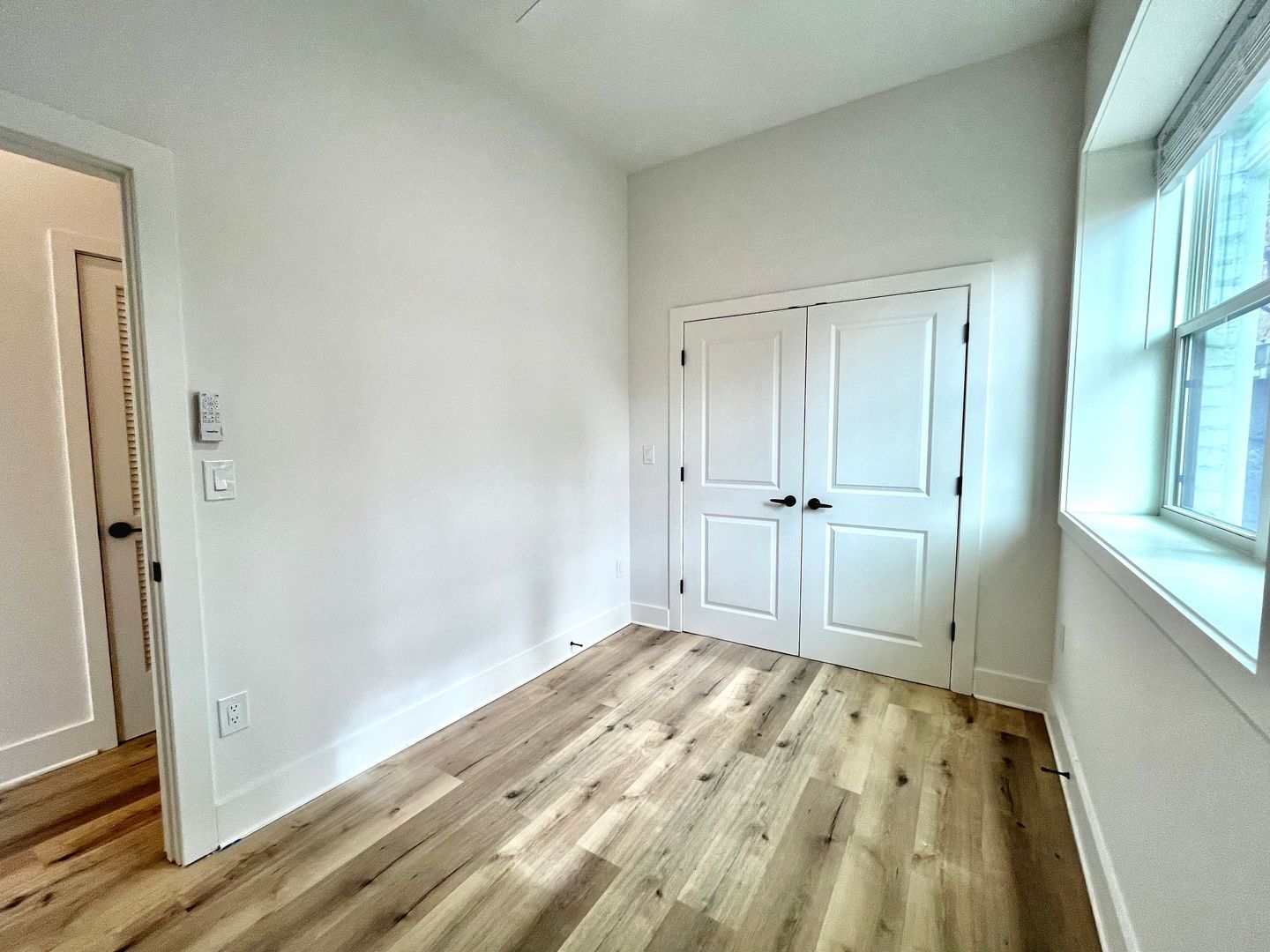 Building Photo - 1802 11th St NW