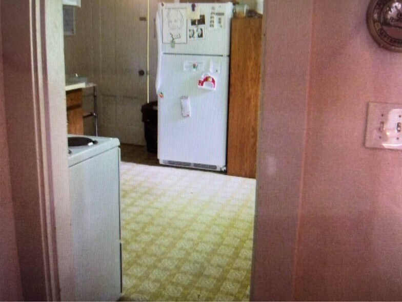 Building Photo - 60 Auburn St