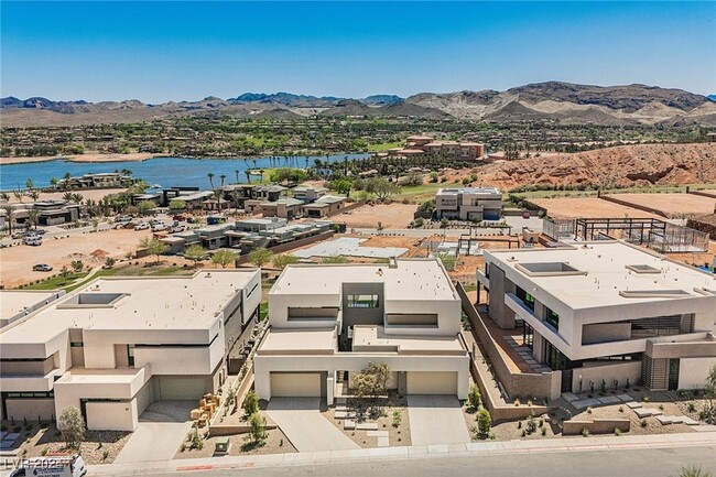 Building Photo - 29 Canyon Bay Dr