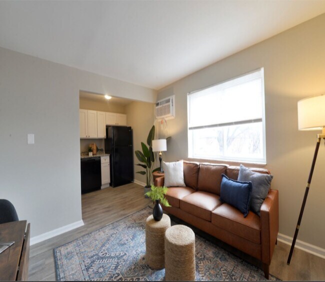 Building Photo - Spring Sale! Newly Renovated All Electric ...