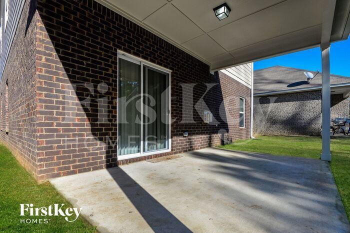 Building Photo - 387 W Park Dr