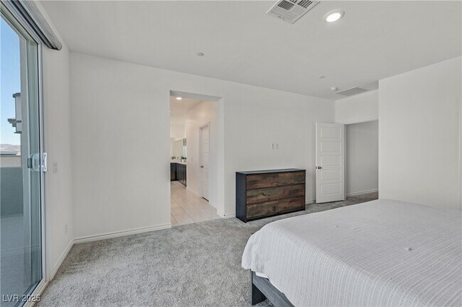 Building Photo - 282 Mount Steel Ave