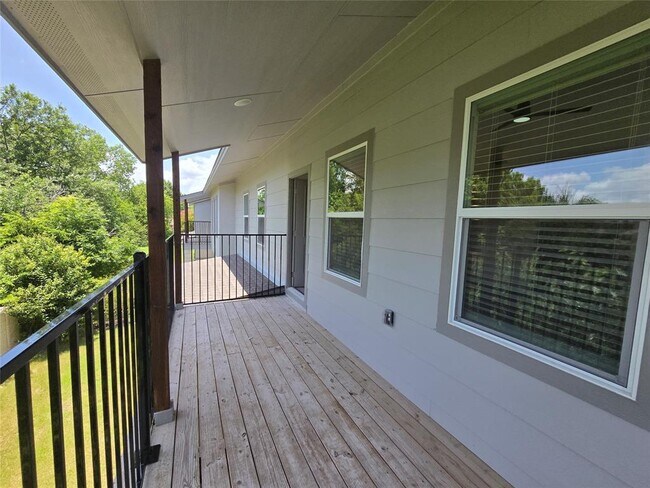 Building Photo - 2105 Tiger Trail