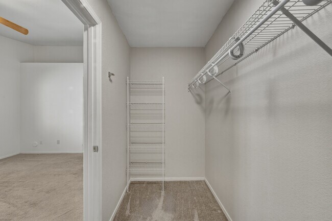 Building Photo - 6978 W Kings Ave