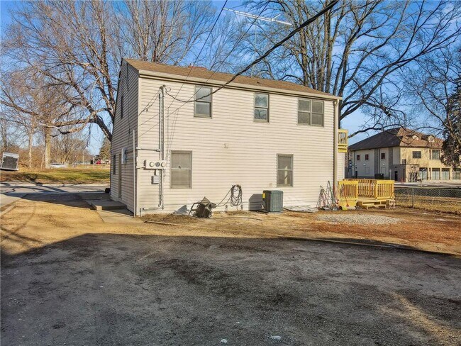 Building Photo - 4567 Colorado St SE