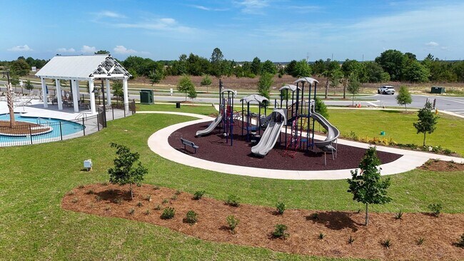Building Photo - 211 Gray Owl Dr