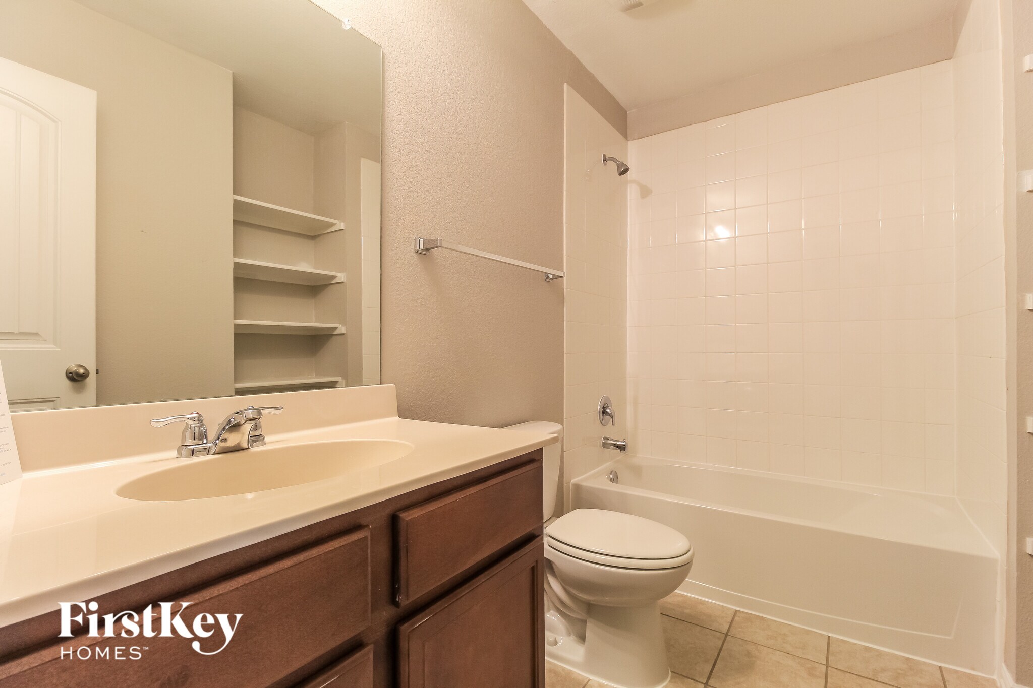 Building Photo - 1102 Ruby Ct