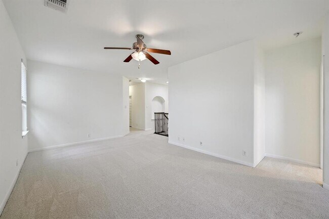 Building Photo - 503 S Meadowlark St