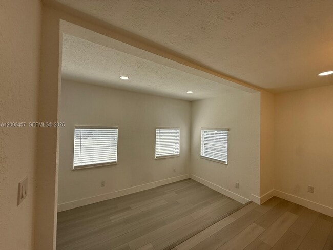 Building Photo - 5158 NW 19th Ave