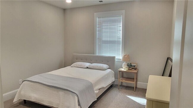 Building Photo - 3141 Greyton Dr