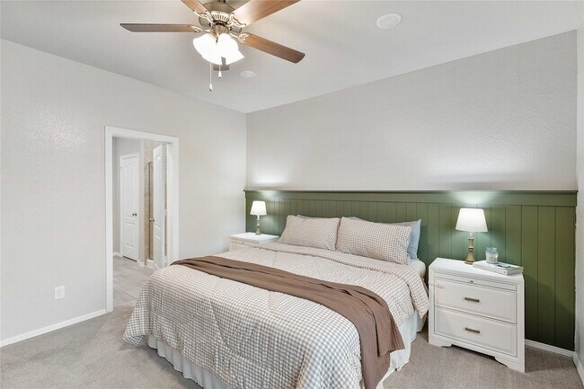 Building Photo - 24714 Crimson Pine Dr