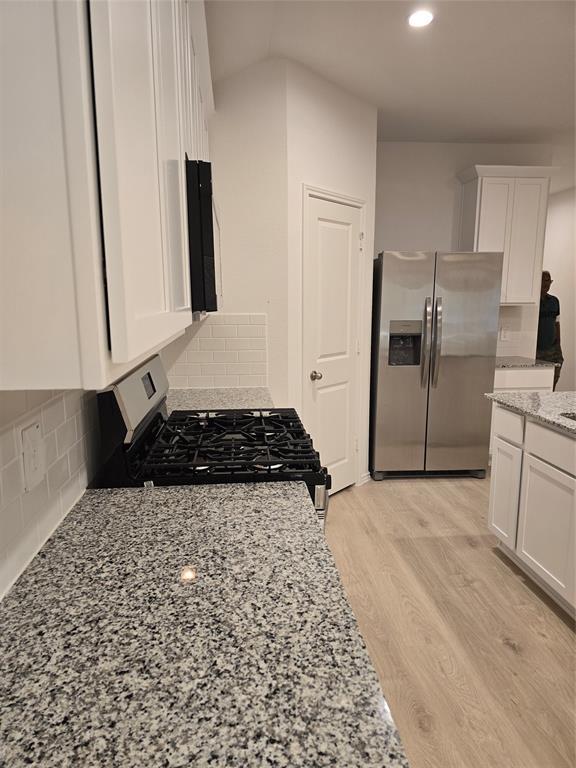 Building Photo - 5014 Cheery Cove Dr