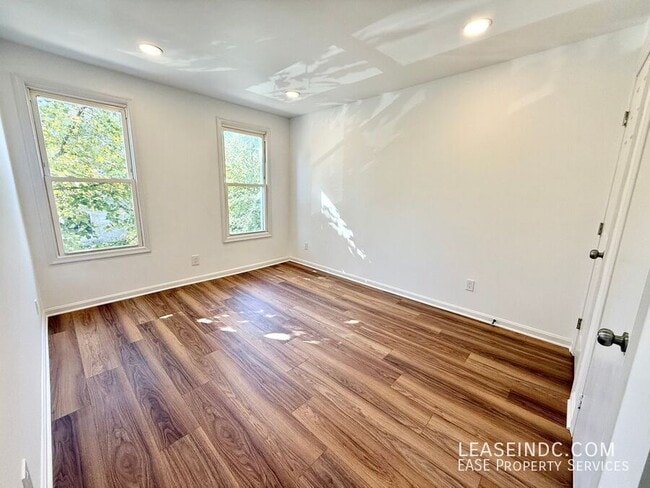 Building Photo - 513 N Street NW-