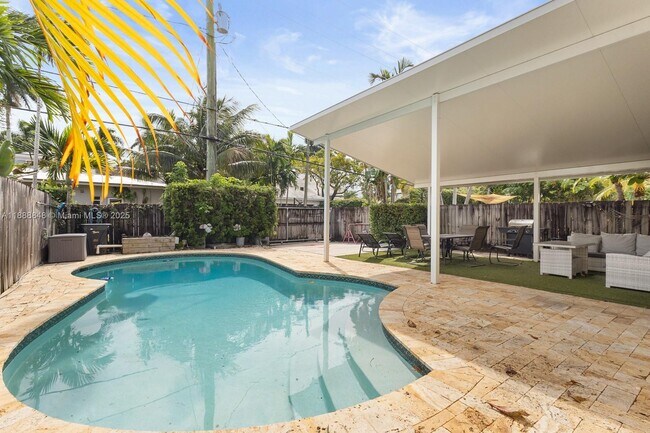 Building Photo - 1406 Polk St