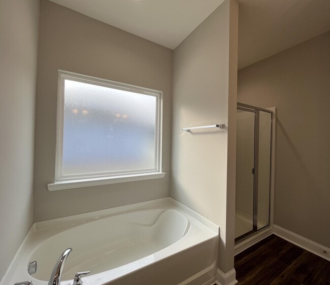 Building Photo - 486 Thorp Circle