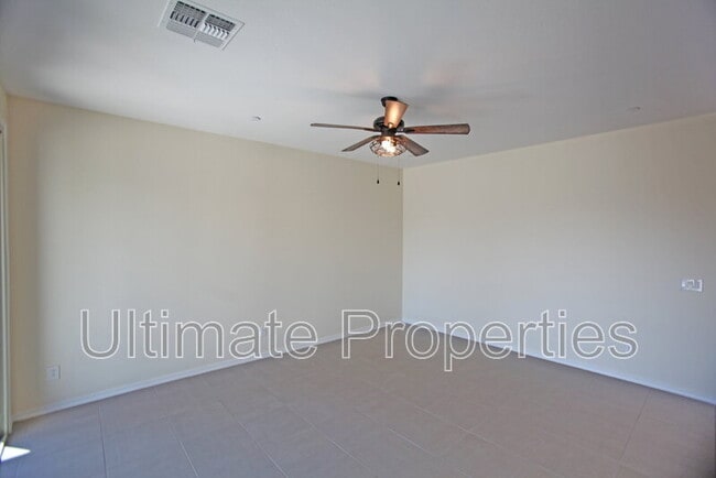 Building Photo - 13251 W Dale Ln