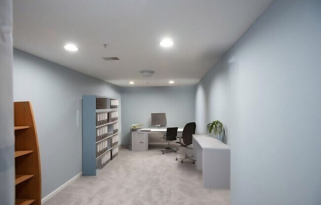 Building Photo - 1092 Shadowlawn Dr