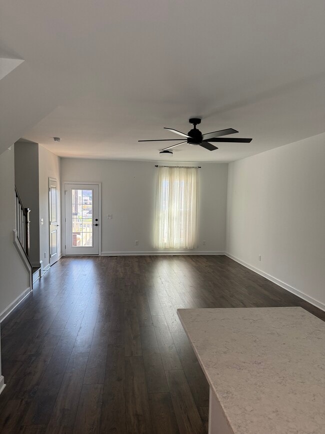 Building Photo - 179 Broad St