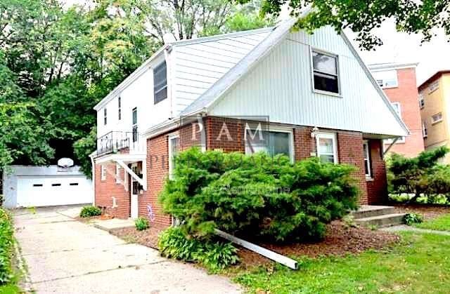 Building Photo - 6747 Hillside Ln