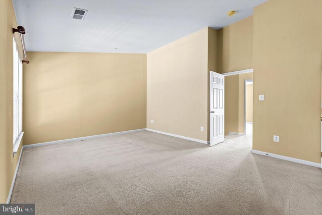 Building Photo - 7550 Maidenhead Dr