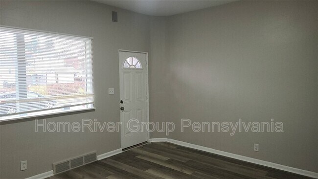 Building Photo - 804 Arlington Ave