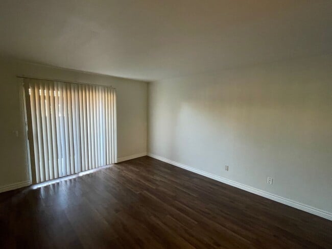 Building Photo - 200 E Alessandro Blvd