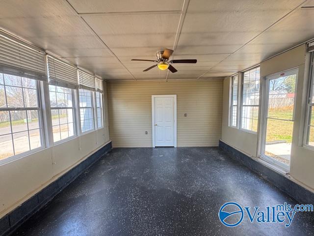 Building Photo - 1006 Wood Cir