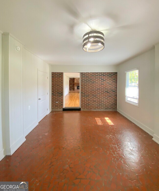 Building Photo - 8308 Villa Rica Hwy