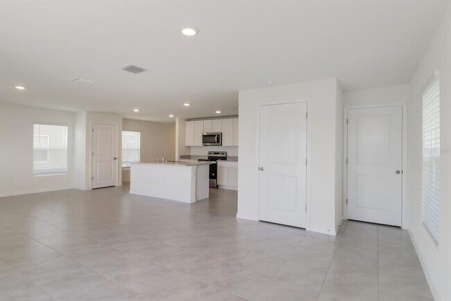 Building Photo - 476 Sunlit Coral St